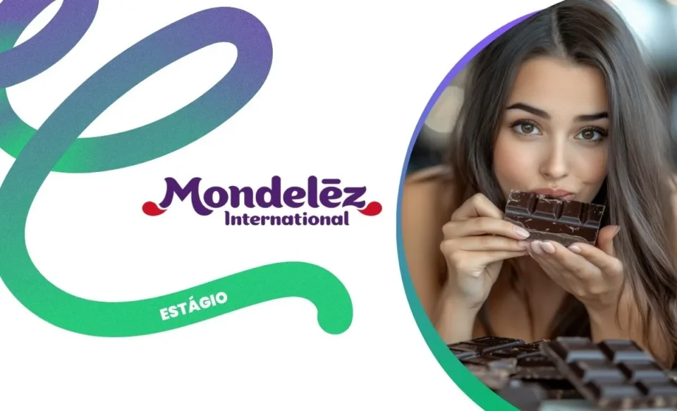 no centro da imagem tem a logomarca da empresa mondeléz internacional, e no lado direito da imagem tem a foto de uma mulher comendo chocolate
