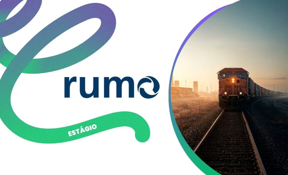na imagem tem uma logomarca da rumo e foto de um locomotiva com vagões.